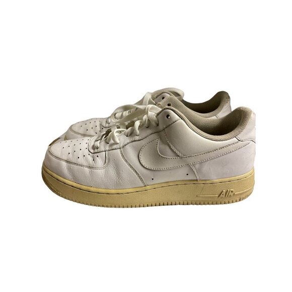 Nike Air Force 1 AF1 Triple White Low Basketball Shoes Men's Size 10.5 - Picture 3 of 9